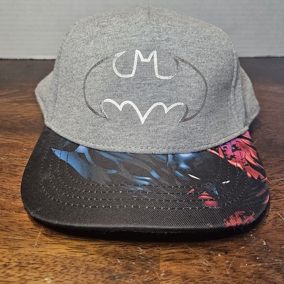 Batman Baseball Cap Adjustable Gray Multi Colored Bill - Picture 1 of 6